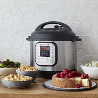 Instant Pot Duo 60 7-in-1 Electric Pressure Cooker, Slow Cooker, Rice Cooker, Steamer, Saute, Yogurt Maker, and Warmer, 6-QT, Stainless Steel/Black
