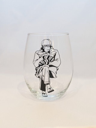 Bernie Sanders Wine Glass. Bernie Sanders Meme Gifts 2021.