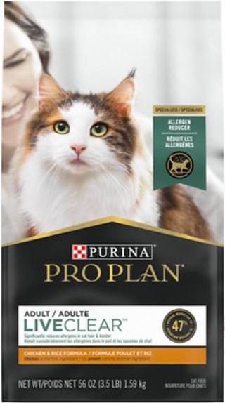 LIVECLEAR Adult Cat Food. 2021 Product of the Year.