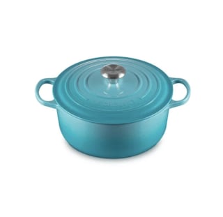 Le Creuset Signature Round Dutch Oven